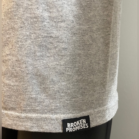 Men’s L/S Broken Promises Shirt, ‘Hashiriya’ Size Medium - Picture 5 of 11